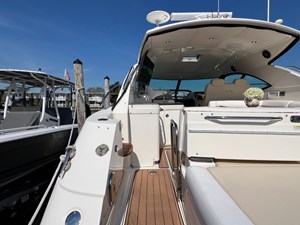 Sea Ray 410 Sundancer 6 2015 Sea Ray 410 Sundancer 7