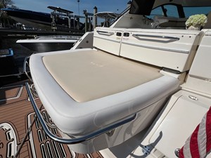 Sea Ray 410 Sundancer 8 2015 Sea Ray 410 Sundancer 9