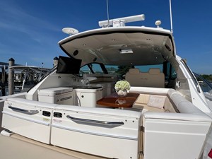 Sea Ray 410 Sundancer 9 2015 Sea Ray 410 Sundancer 10