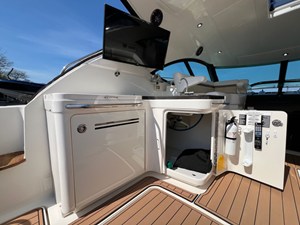 Sea Ray 410 Sundancer 20 2015 Sea Ray 410 Sundancer 21
