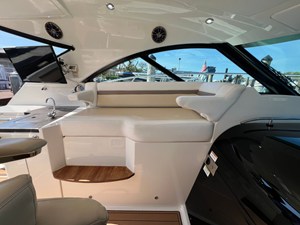 Sea Ray 410 Sundancer 21 2015 Sea Ray 410 Sundancer 22