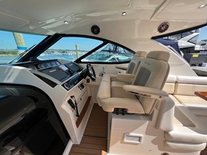 Sea Ray 410 Sundancer 27 2015 Sea Ray 410 Sundancer 28