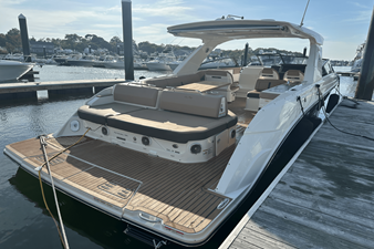 Sea Ray 400 SLX 15 2018 Sea Ray 400 SLX 16