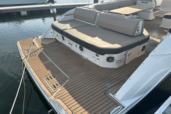Sea Ray 400 SLX 17 2018 Sea Ray 400 SLX 18