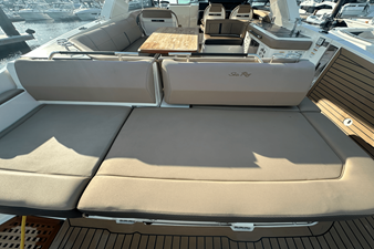 Sea Ray 400 SLX 18 2018 Sea Ray 400 SLX 19