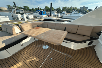 Sea Ray 400 SLX 20 2018 Sea Ray 400 SLX 21