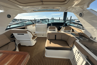 Sea Ray 400 SLX 22 2018 Sea Ray 400 SLX 23