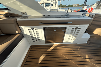 Sea Ray 400 SLX 25 2018 Sea Ray 400 SLX 26