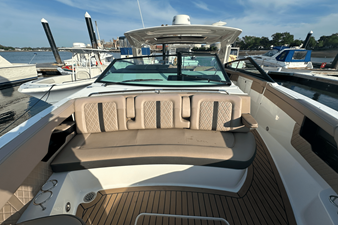 Sea Ray 400 SLX 34 2018 Sea Ray 400 SLX 35