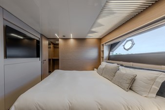 ABYS-FERRETI 920--39