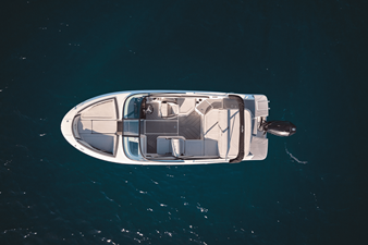 Sea Ray SPX 210 Outboard 21 2027 Sea Ray SPX 210 Outboard 22