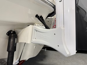 2026 Boston Whaler 250 Dauntless 15