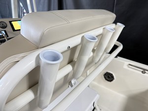 2026 Boston Whaler 250 Dauntless 45