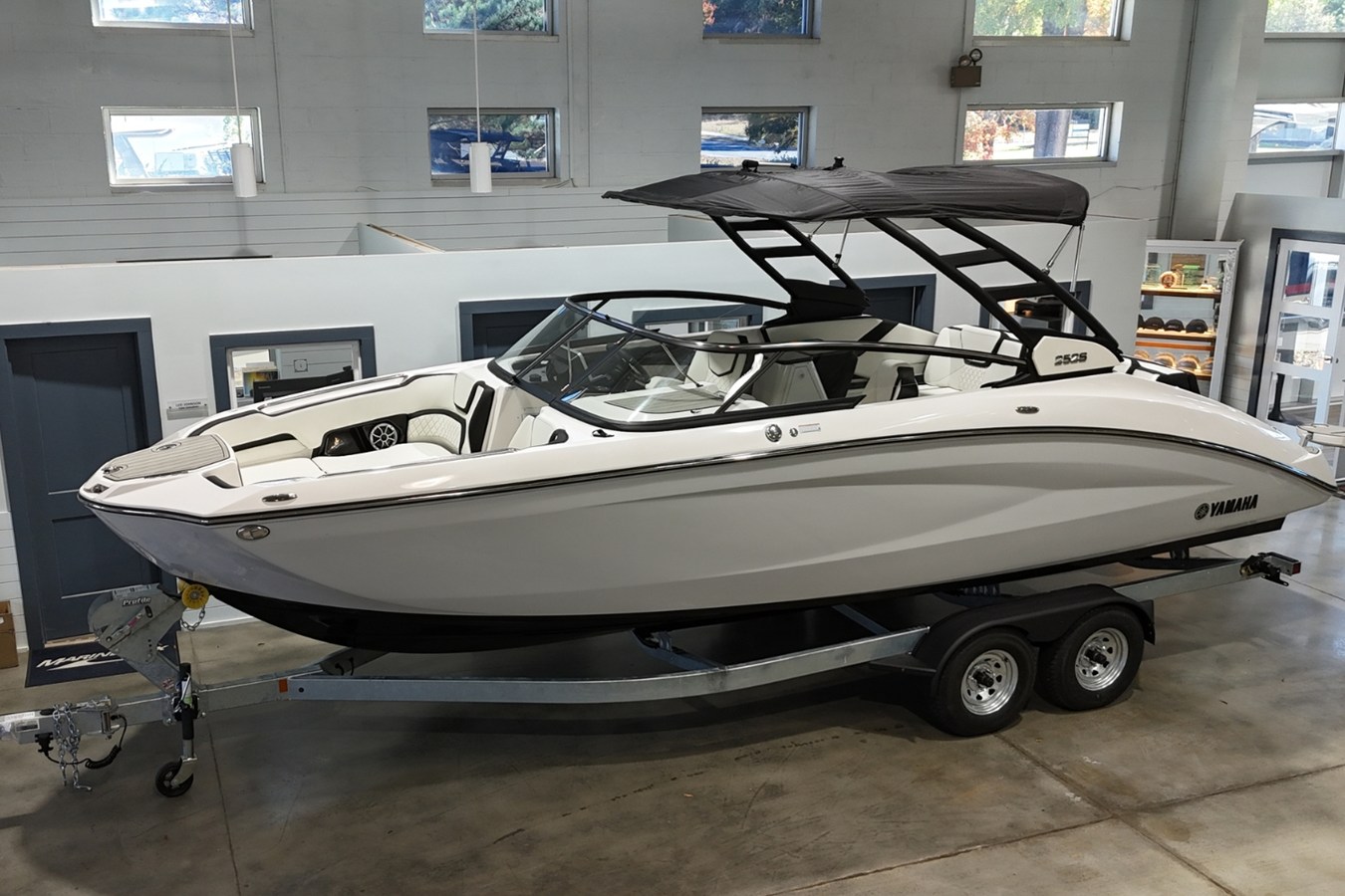 2026 Yamaha 252S 2