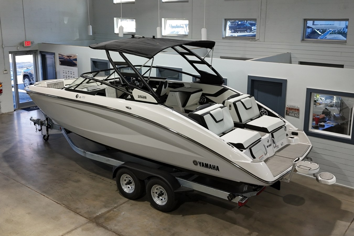2026 Yamaha 252S 3