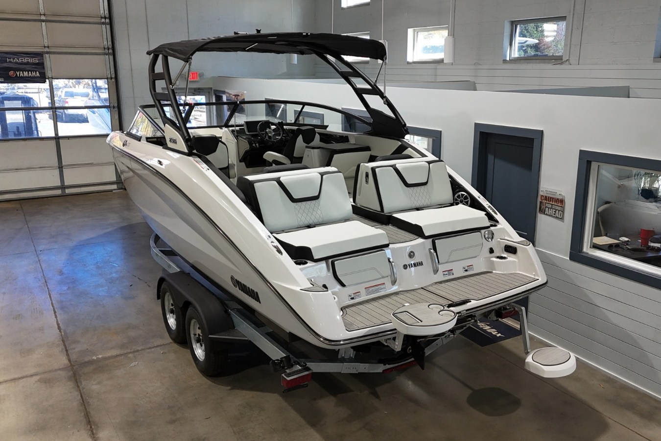 2026 Yamaha 252S 4
