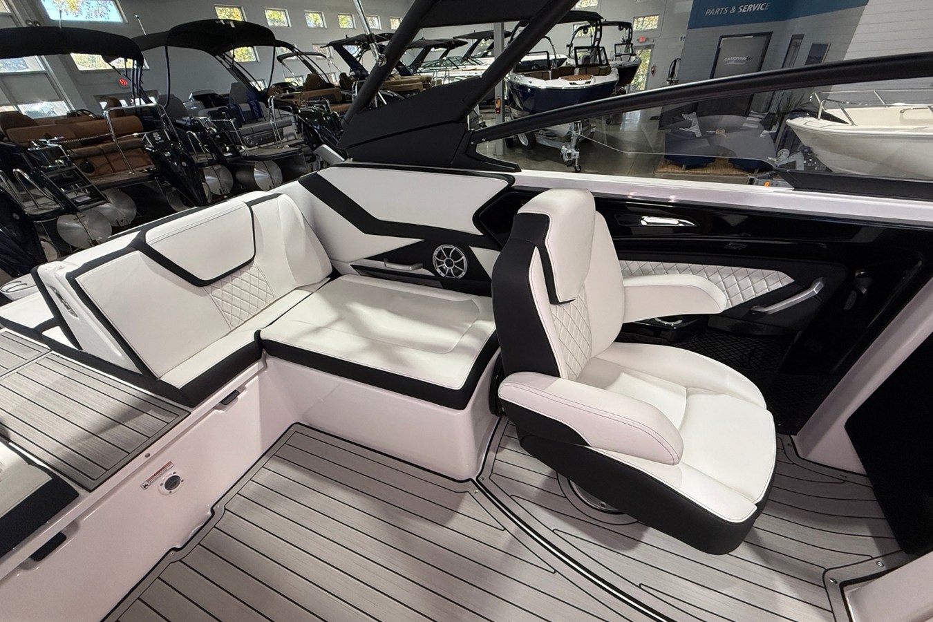 2026 Yamaha 252S 13