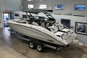 Yamaha 252S 2 2026 Yamaha 252S 3