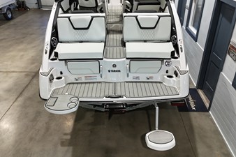 2026 Yamaha 252S 7