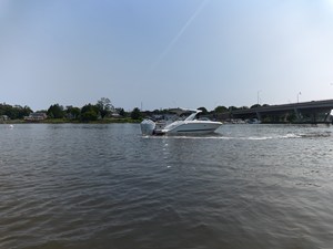 Sea Ray SLX 310 Outboard 9 2027 Sea Ray SLX 310 Outboard 10