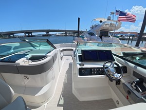 Sea Ray SLX 310 Outboard 26 2027 Sea Ray SLX 310 Outboard 27