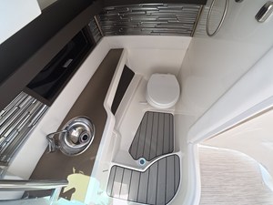 Sea Ray SLX 310 Outboard 29 2027 Sea Ray SLX 310 Outboard 30