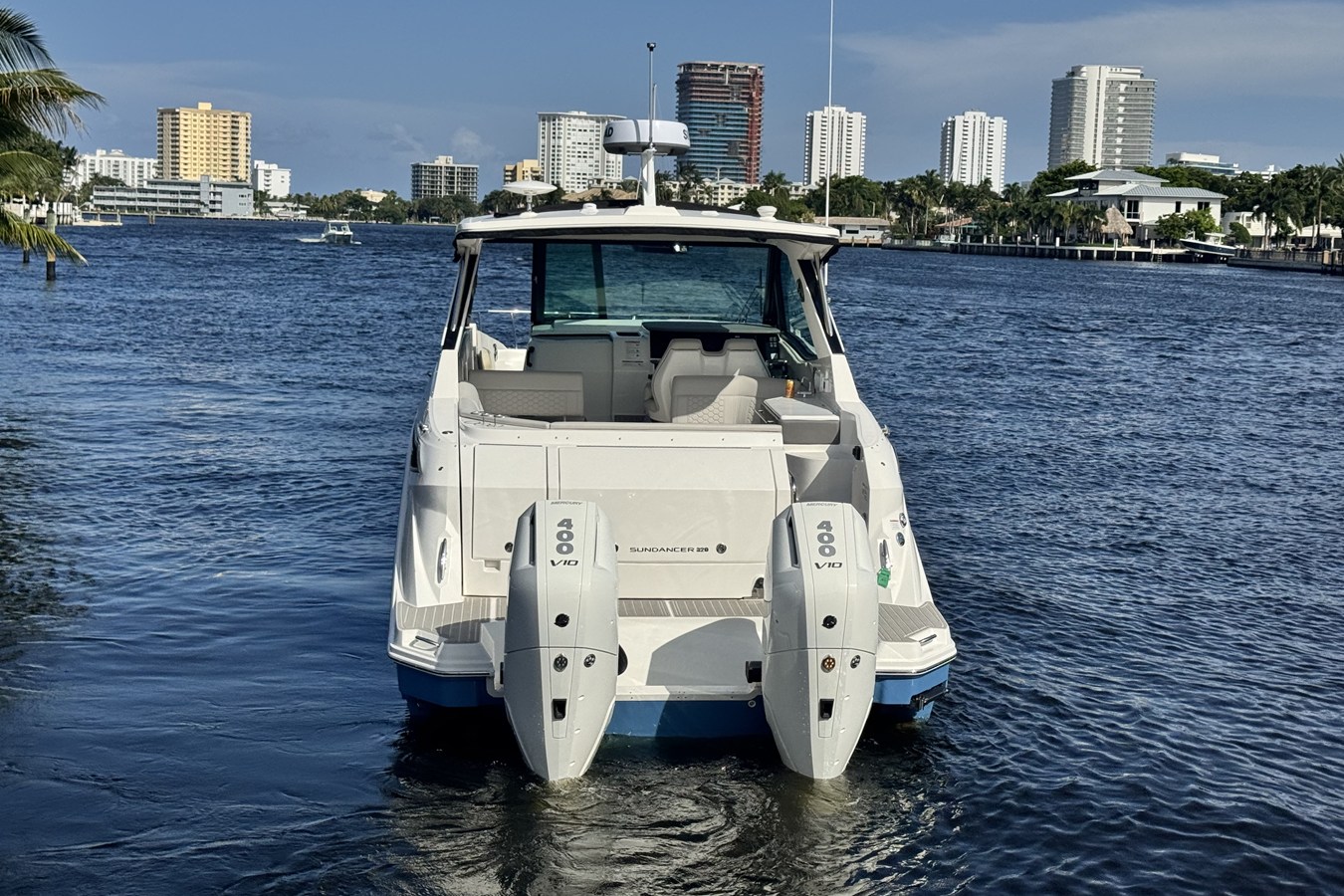 2027 Sea Ray Sundancer 320 Outboard 7