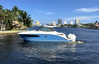 Sea Ray Sundancer 320 Outboard 0 2027 Sea Ray Sundancer 320 Outboard 1