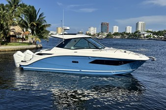 Sea Ray Sundancer 320 Outboard 4 2027 Sea Ray Sundancer 320 Outboard 5