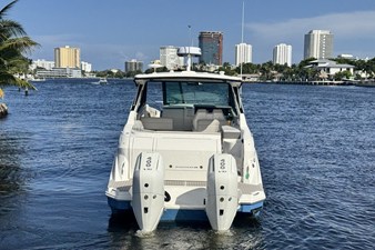 Sea Ray Sundancer 320 Outboard 5 2027 Sea Ray Sundancer 320 Outboard 6