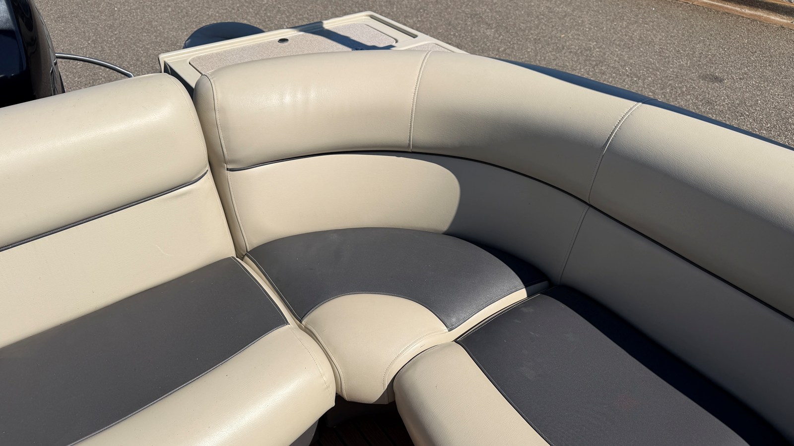2016 Premier 230 ALANTE 48