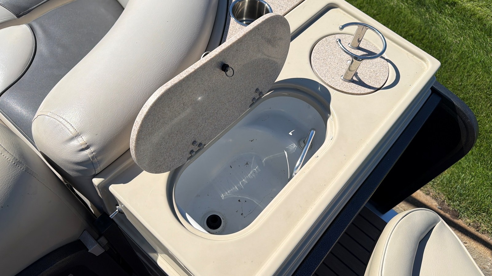 2016 Premier 230 ALANTE 67