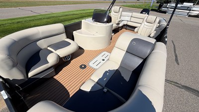 Premier 230 ALANTE 4 2016 Premier 230 ALANTE 5