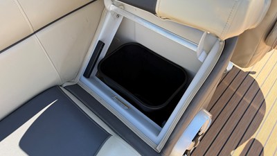 Premier 230 ALANTE 44 2016 Premier 230 ALANTE 45