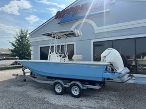 Boston Whaler 190 Montauk 3 2027 Boston Whaler 190 Montauk 4