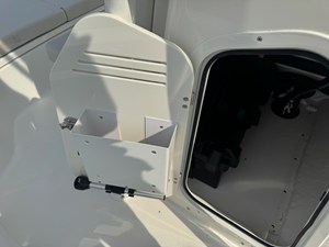 Boston Whaler 190 Montauk 13 2027 Boston Whaler 190 Montauk 14