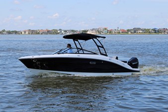 Sea Ray SPX 210 Outboard 13 2026 Sea Ray SPX 210 Outboard 14