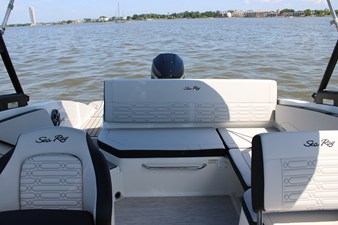 Sea Ray SPX 210 Outboard 19 2026 Sea Ray SPX 210 Outboard 20
