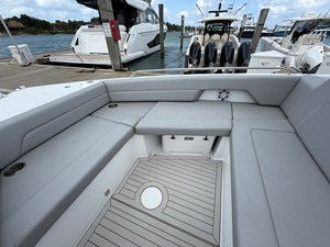 Cruisers Yachts 38 VTR 29 2026 Cruisers Yachts 38 VTR 30