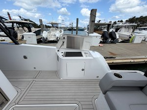 Cruisers Yachts 38 VTR 33 2026 Cruisers Yachts 38 VTR 34