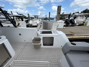 Cruisers Yachts 38 VTR 34 2026 Cruisers Yachts 38 VTR 35