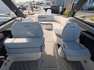 Sea Ray SLX 280 Outboard 14 2027 Sea Ray SLX 280 Outboard 15