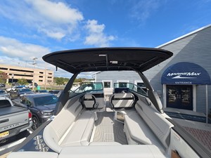 Sea Ray SLX 280 Outboard 22 2027 Sea Ray SLX 280 Outboard 23