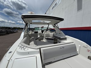Sea Ray Sundancer 320 7 2026 Sea Ray Sundancer 320 8