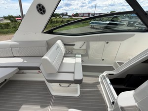 Sea Ray Sundancer 320 23 2026 Sea Ray Sundancer 320 24