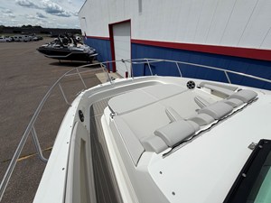 Sea Ray Sundancer 320 53 2026 Sea Ray Sundancer 320 54