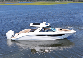 Sea Ray SLX 400 Outboard 1 2026 Sea Ray SLX 400 Outboard 2