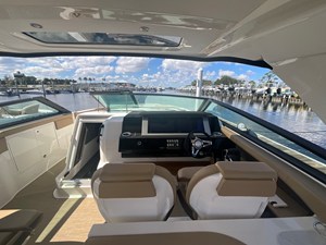 Sea Ray SLX 400 Outboard 15 2026 Sea Ray SLX 400 Outboard 16