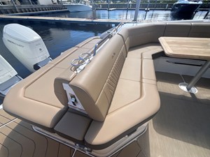 Sea Ray SLX 400 Outboard 20 2026 Sea Ray SLX 400 Outboard 21
