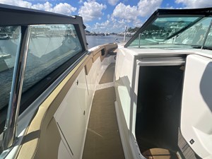 Sea Ray SLX 400 Outboard 39 2026 Sea Ray SLX 400 Outboard 40